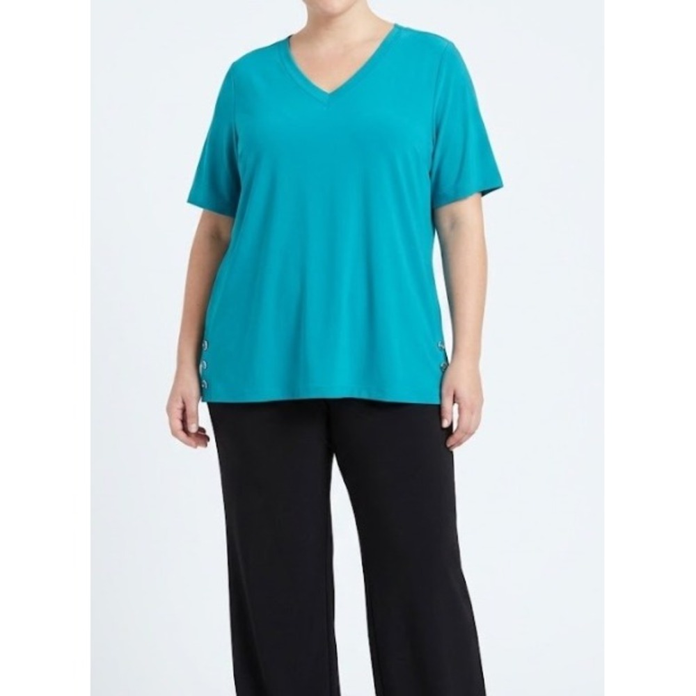 Susan Graver Top 2X Teal Stretch V-Neck Short Sleeve Button Detail Liquid Knit